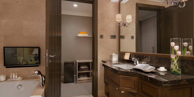 Business Flat - King